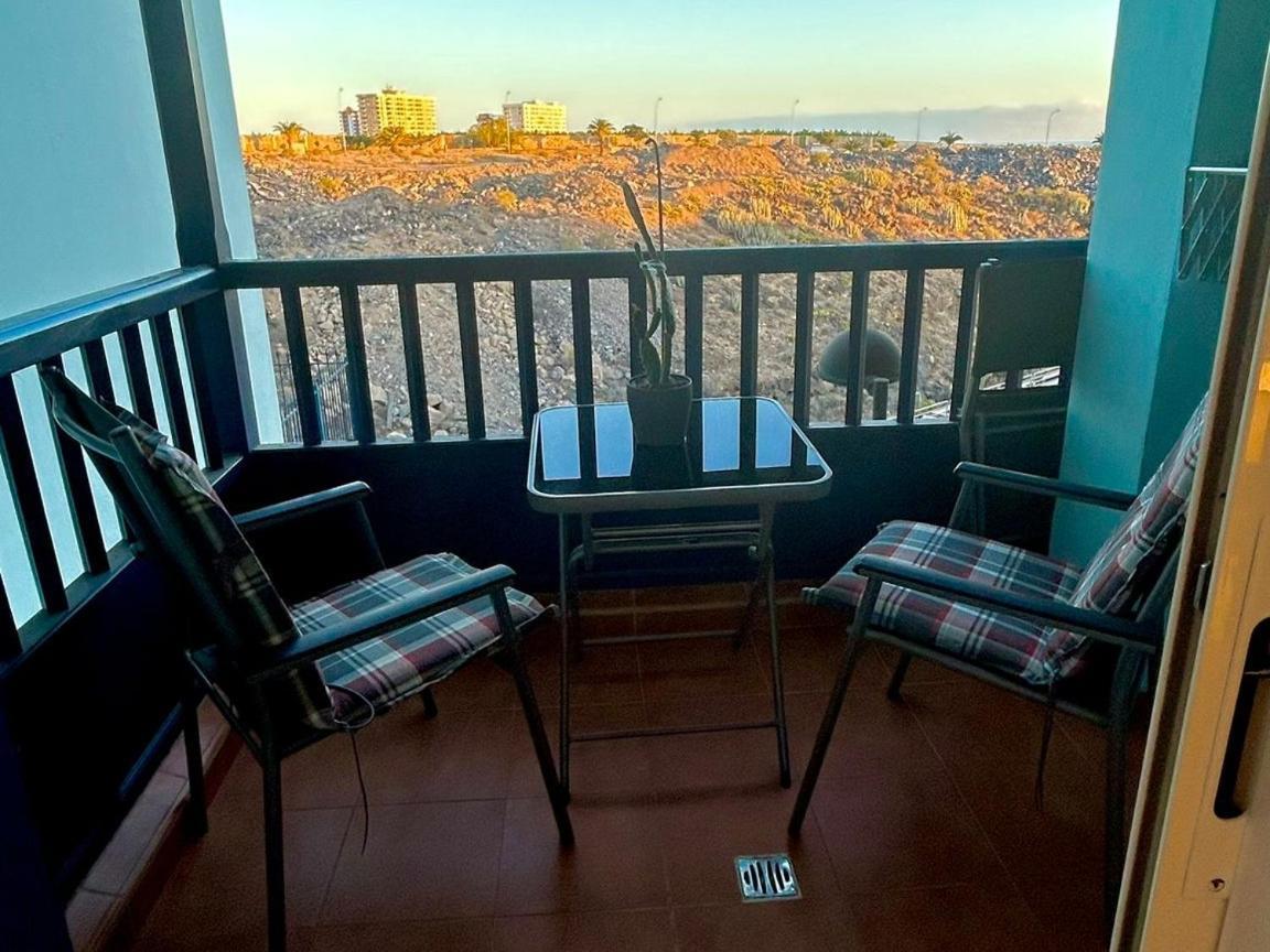 Huebsche Ferienwohnung Mit 2 Schlafzimmern, Pool Und Wlan, Strandnaehe Callao Salvaje Dış mekan fotoğraf